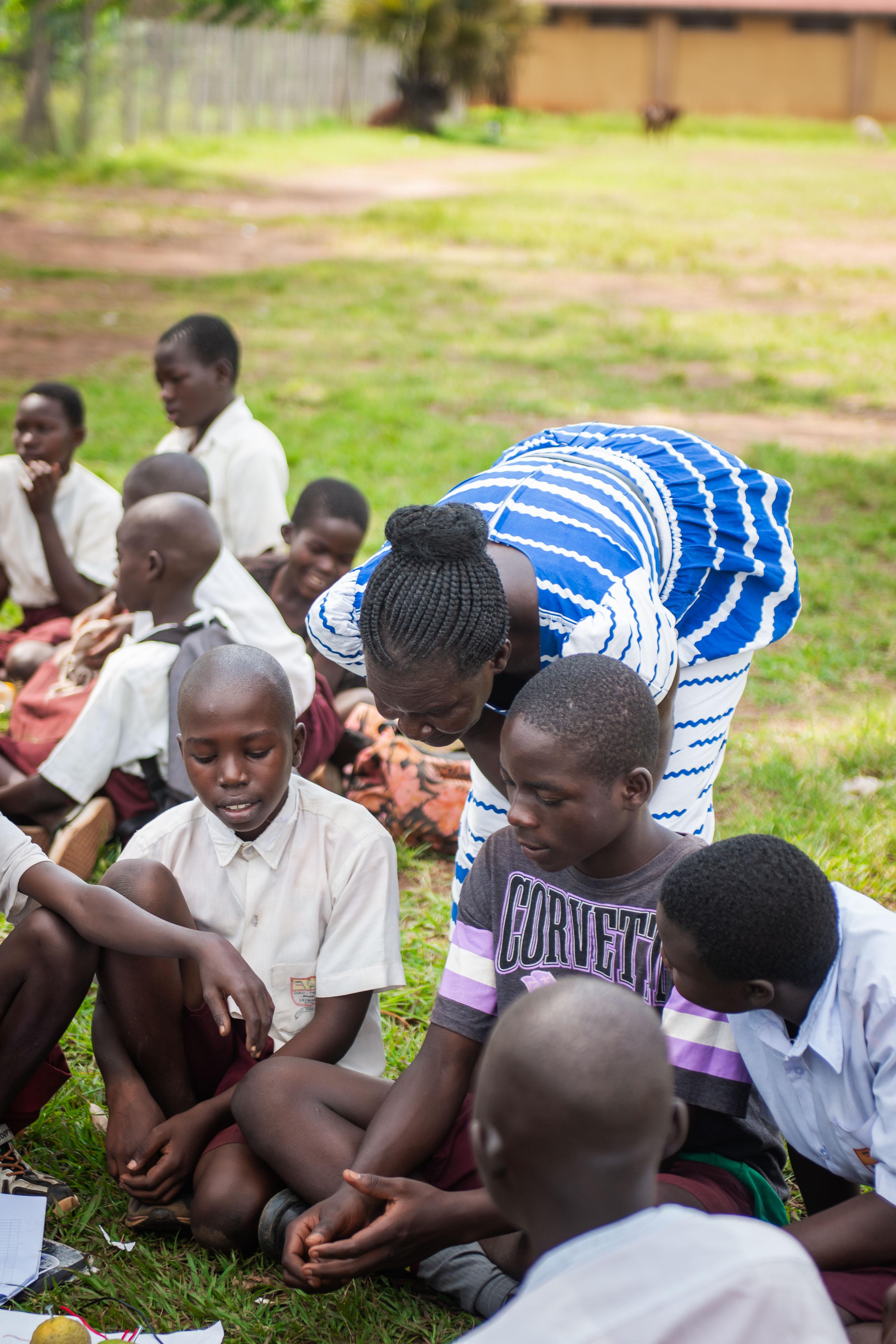 Electric Circuit practical at Gulu prison primary school