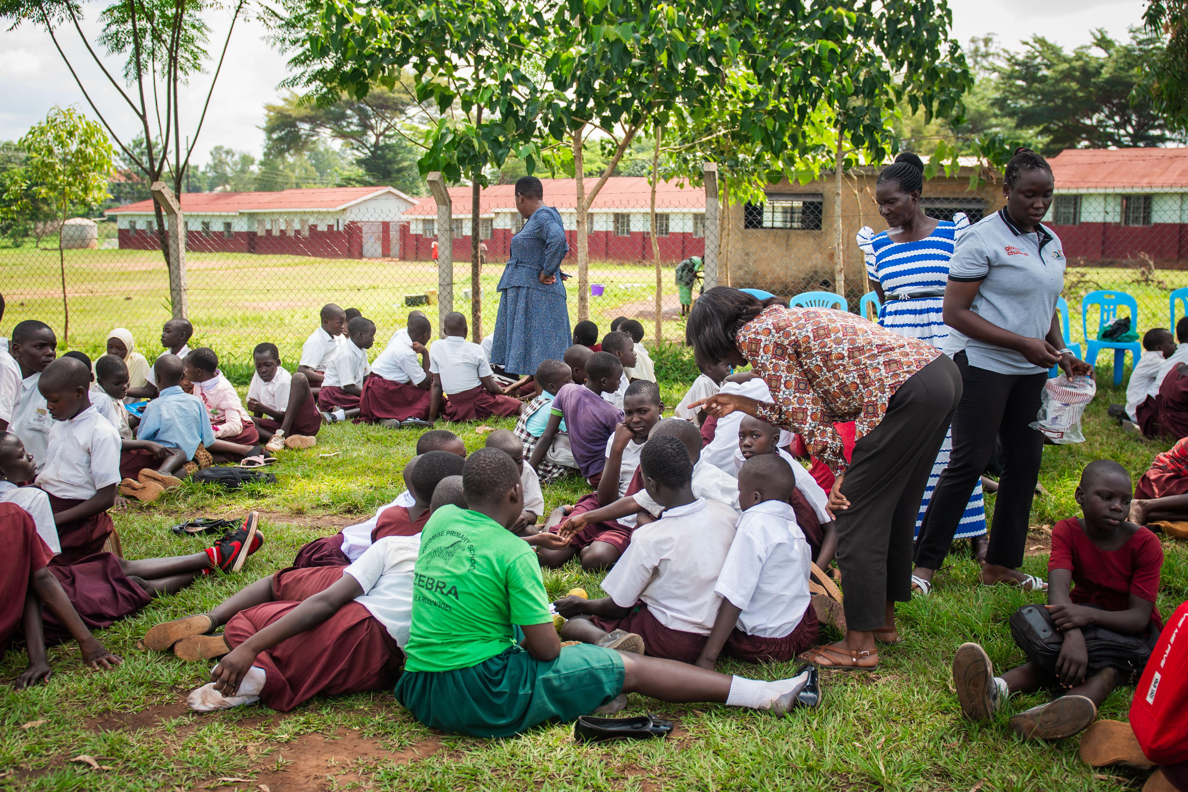 Electric Circuit practical at Gulu prison primary school